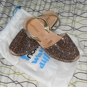 NORKINAS SANDALS